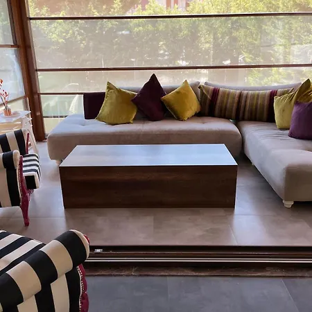 Detached 800 Square Meter With Forest View In The * פמוקלה